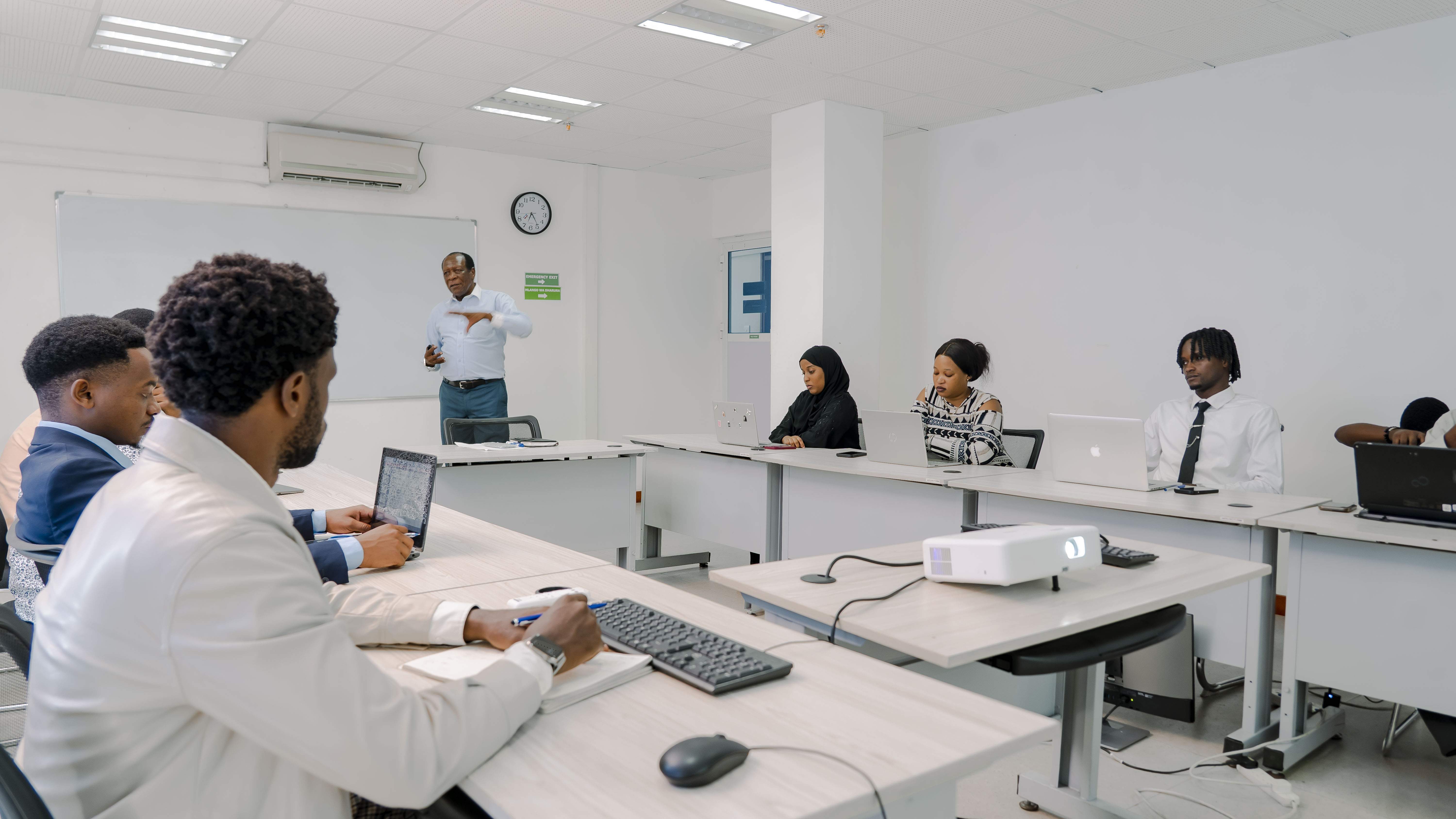 A Soma Aviation training session in progress with the full class at work